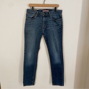 3/$30 🌸 Tommy Hilfiger Slim Jeans Size 32x34